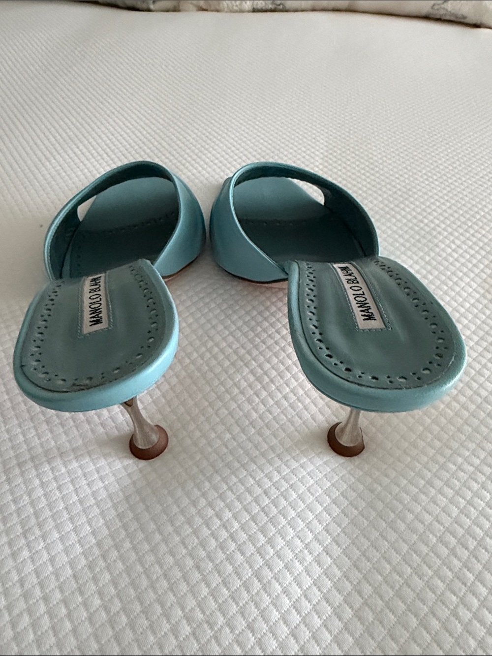 Manolo Blahnik Aqua Blue Leather Slide Mules, Picoux 70 - Picture 5 of 5